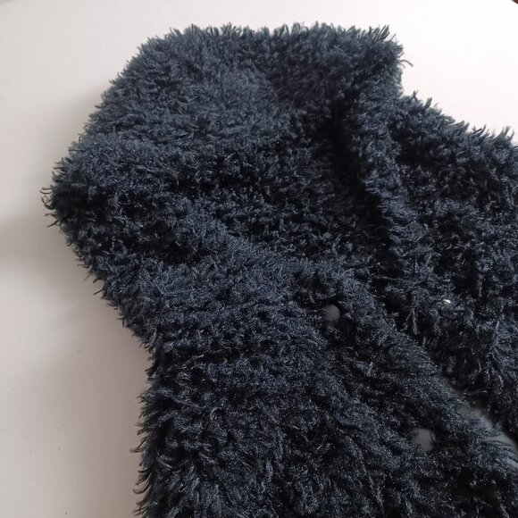 Faux Fur Hooded Vest - Picture 2 of 12